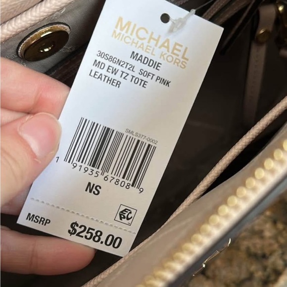 Michael Kors Light Pink Tote Bag - Picture 2 of 2